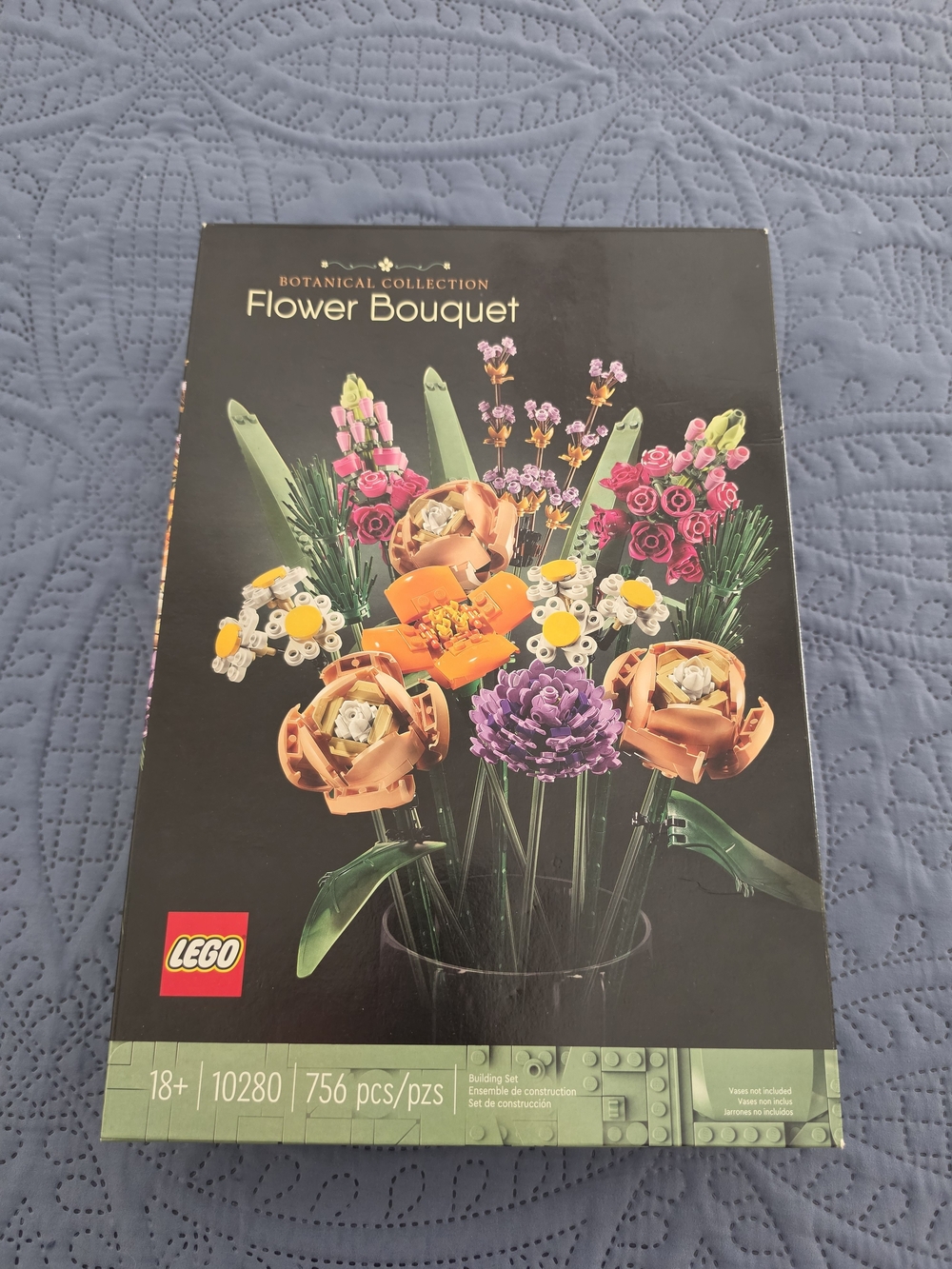 NEVER OPENED - LEGO Flower Bouquet
